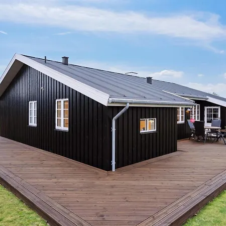 Svante - 600m From The Sea By Interhome *