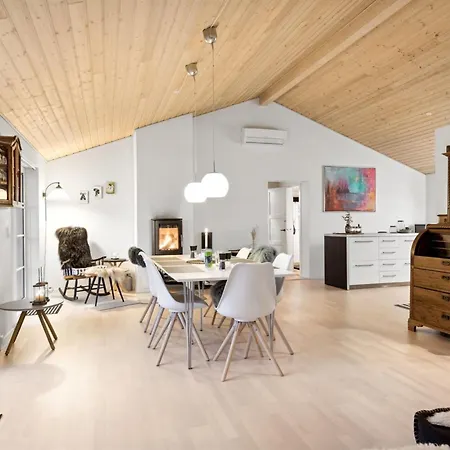 Svante - 600m From The Sea By Interhome