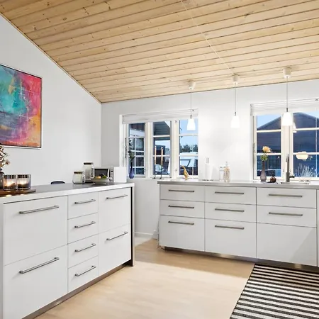 Vakantiehuis Svante - 600m From The Sea By Interhome *